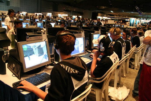 于投射范围 于投射范围