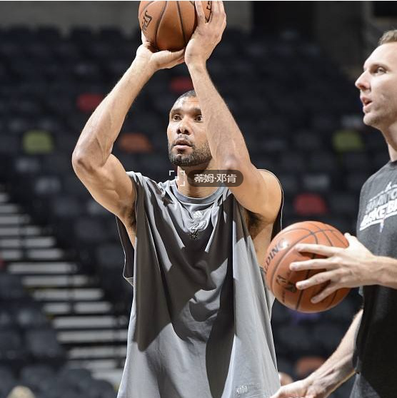 供让老鹰满 供让老鹰满