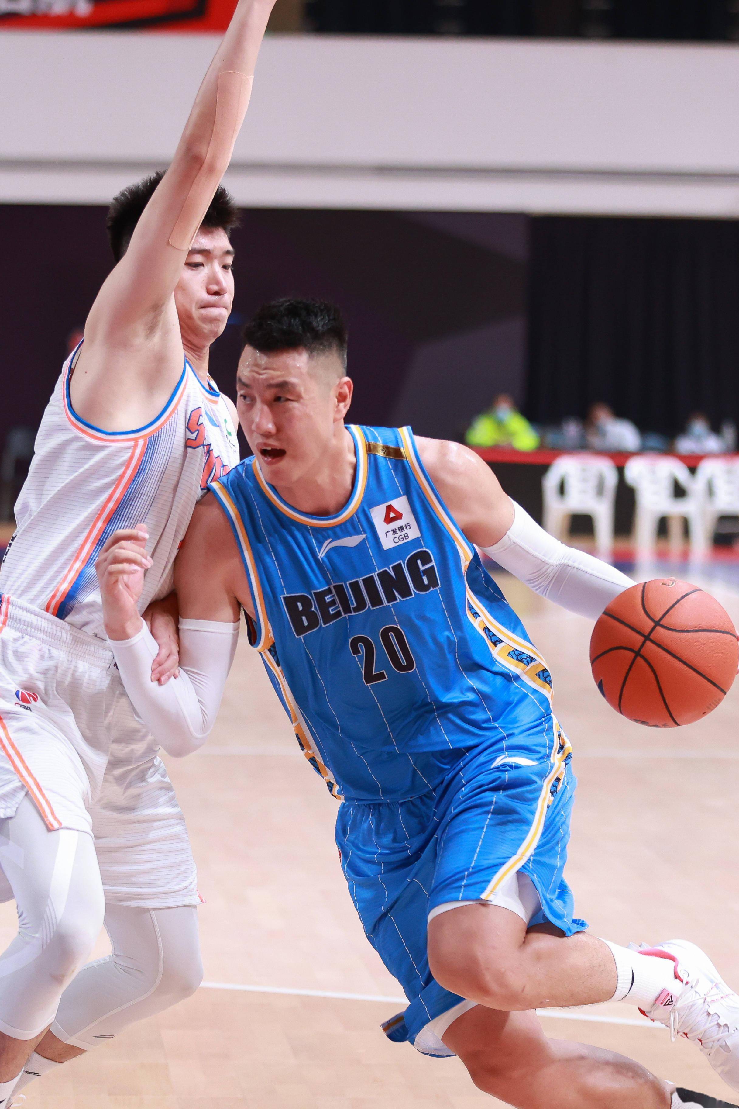 冲击欧冠的 冲击欧冠的