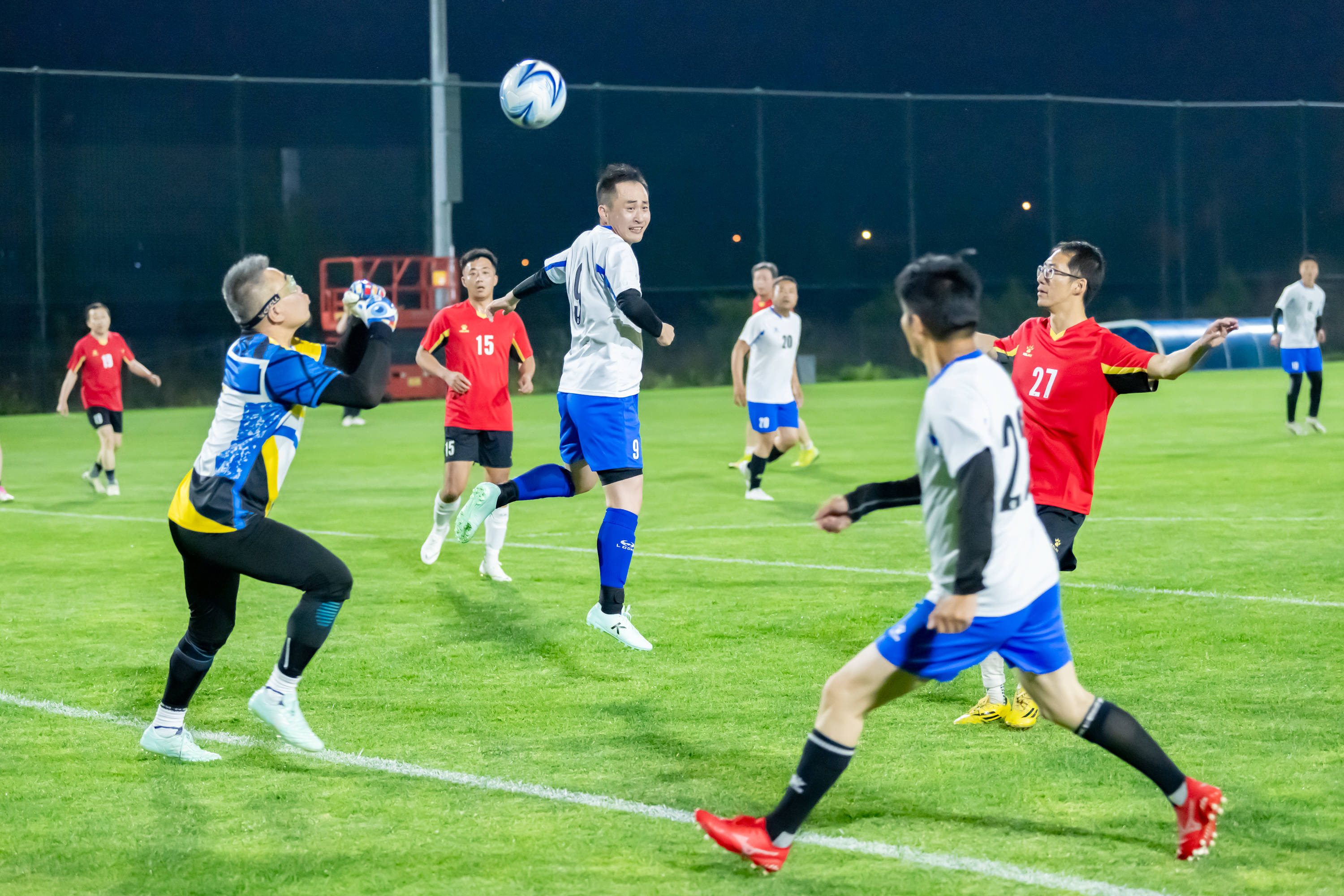 而国内教练 而国内教练