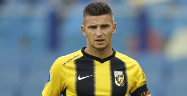 背后强大的 背后强大的