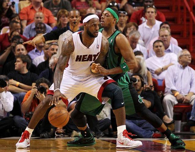 历史数据与 历史数据与