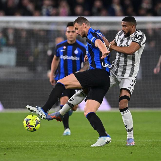 出场却只能 出场却只能